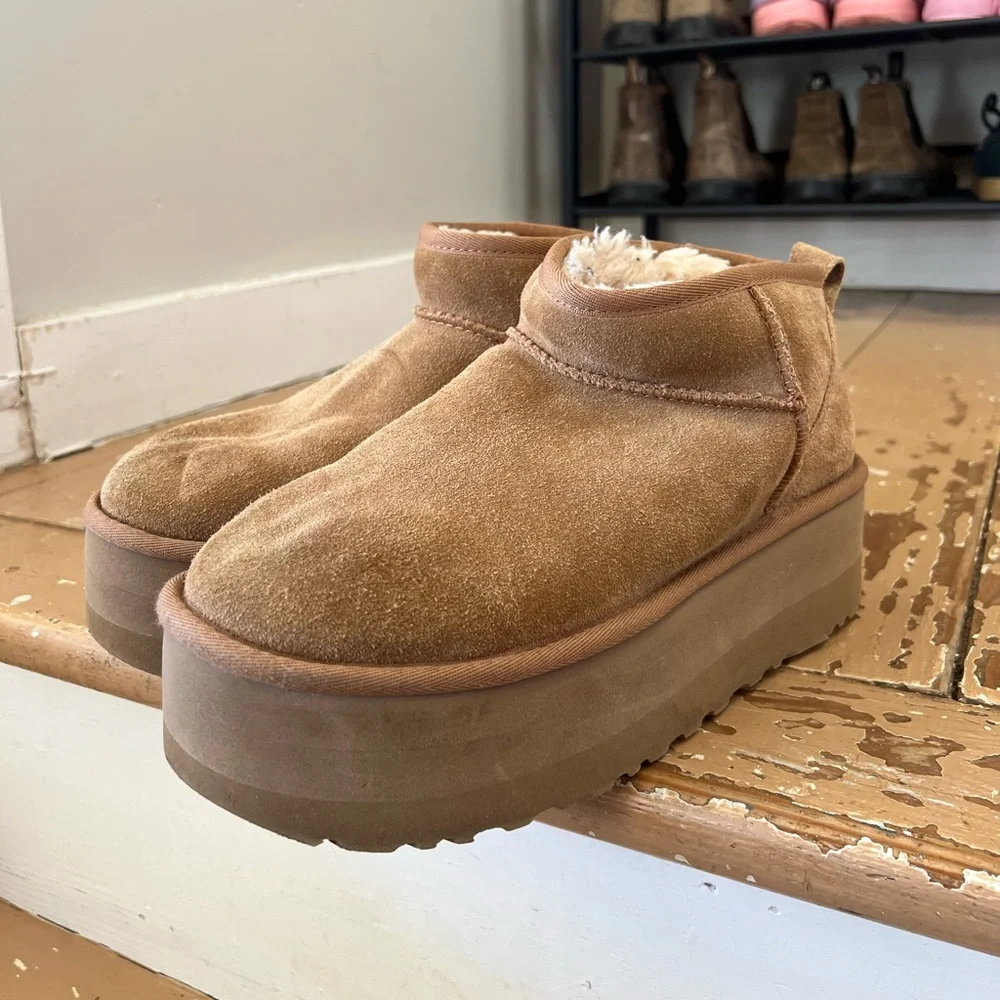 UGG Ultra Mini Platform Booties - Picture 4 of 7
